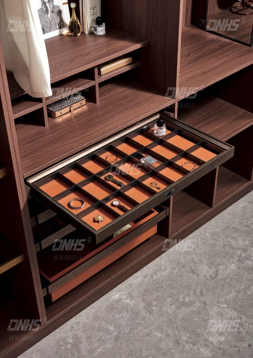 HỘP TRANG SỨC BẰNG DA CAO CẤP KHUNG HỢP KIM NHÔM + ABS + RAY ÂM GIẢM CHẤN