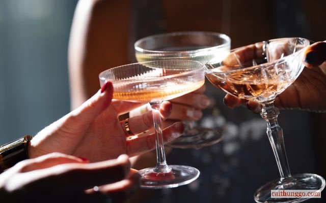 Top 10 Quốc Gia Tiêu Thụ Rượu Nhiều Nhất Thế Giới 2024