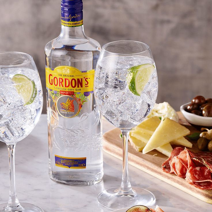 Rượu Gin Anh Gordon’d London Dry Gin 750ml S