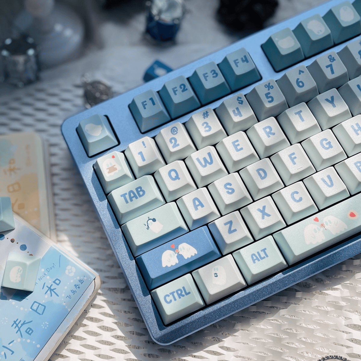 Keycap Blue Ghost PBT Dye-sub Cherry Profile