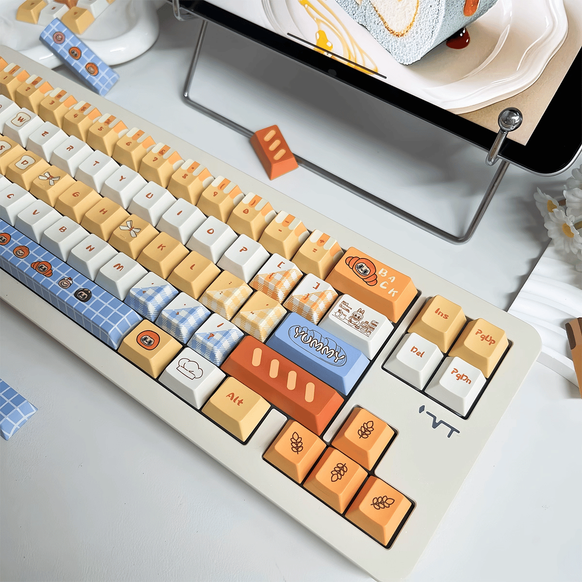 Keycap Labubu PBT Dye-sub Cherry Profile