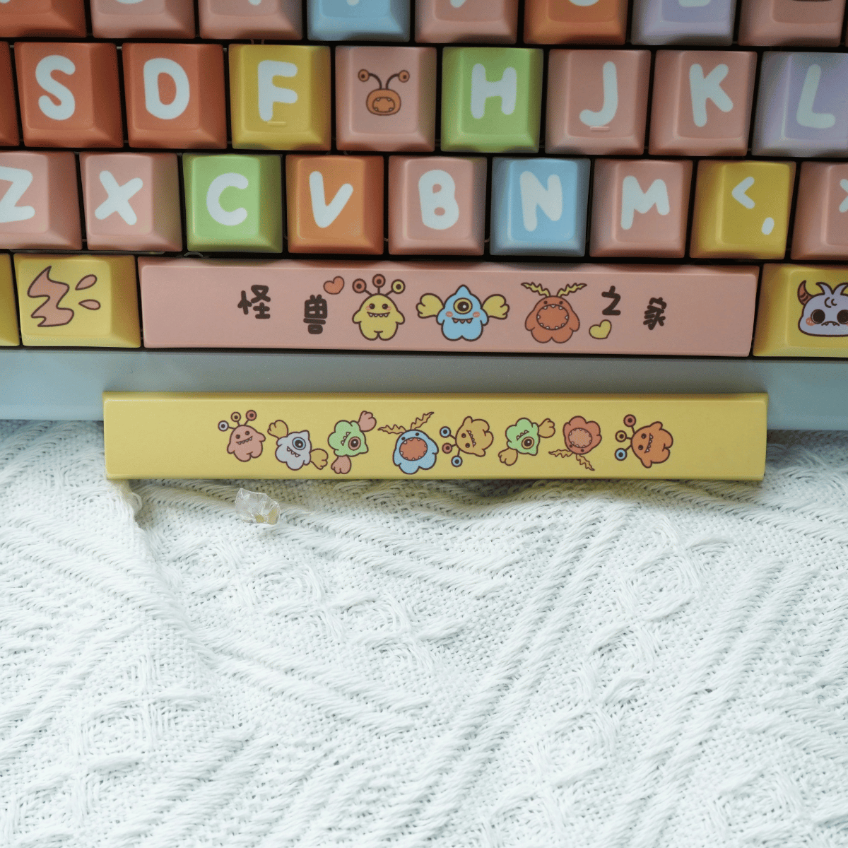 Keycap Monster PBT Dye-sub Cherry Profile