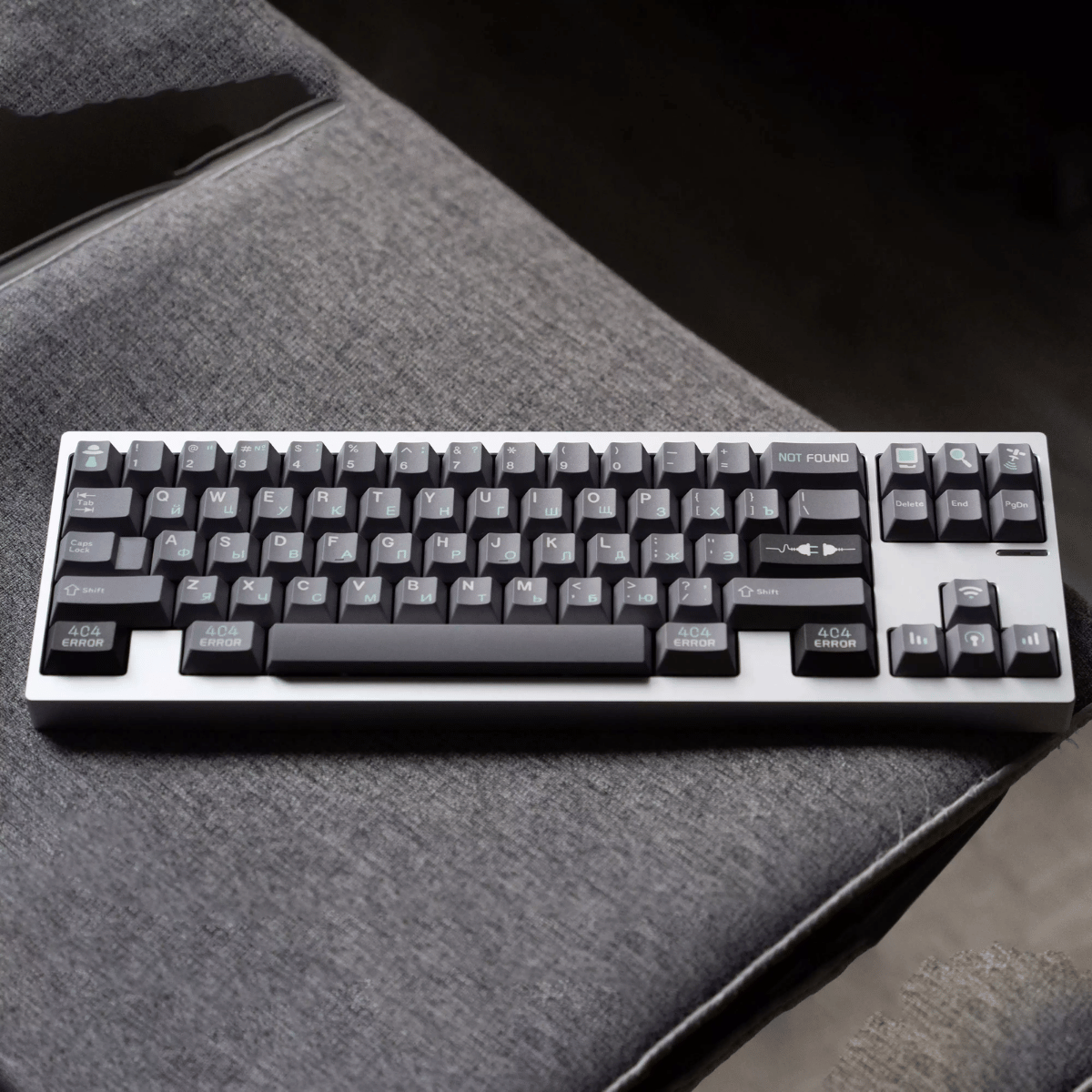 Keycap NDN Error 404 PBT Dye-sub Cherry Profile