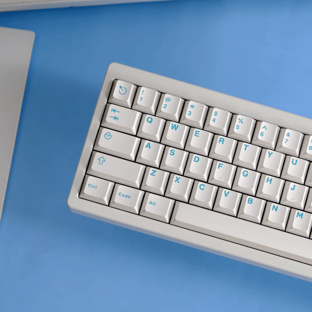 Keycap Aifei ABS Color on White ABS Double-shot Cherry Profile