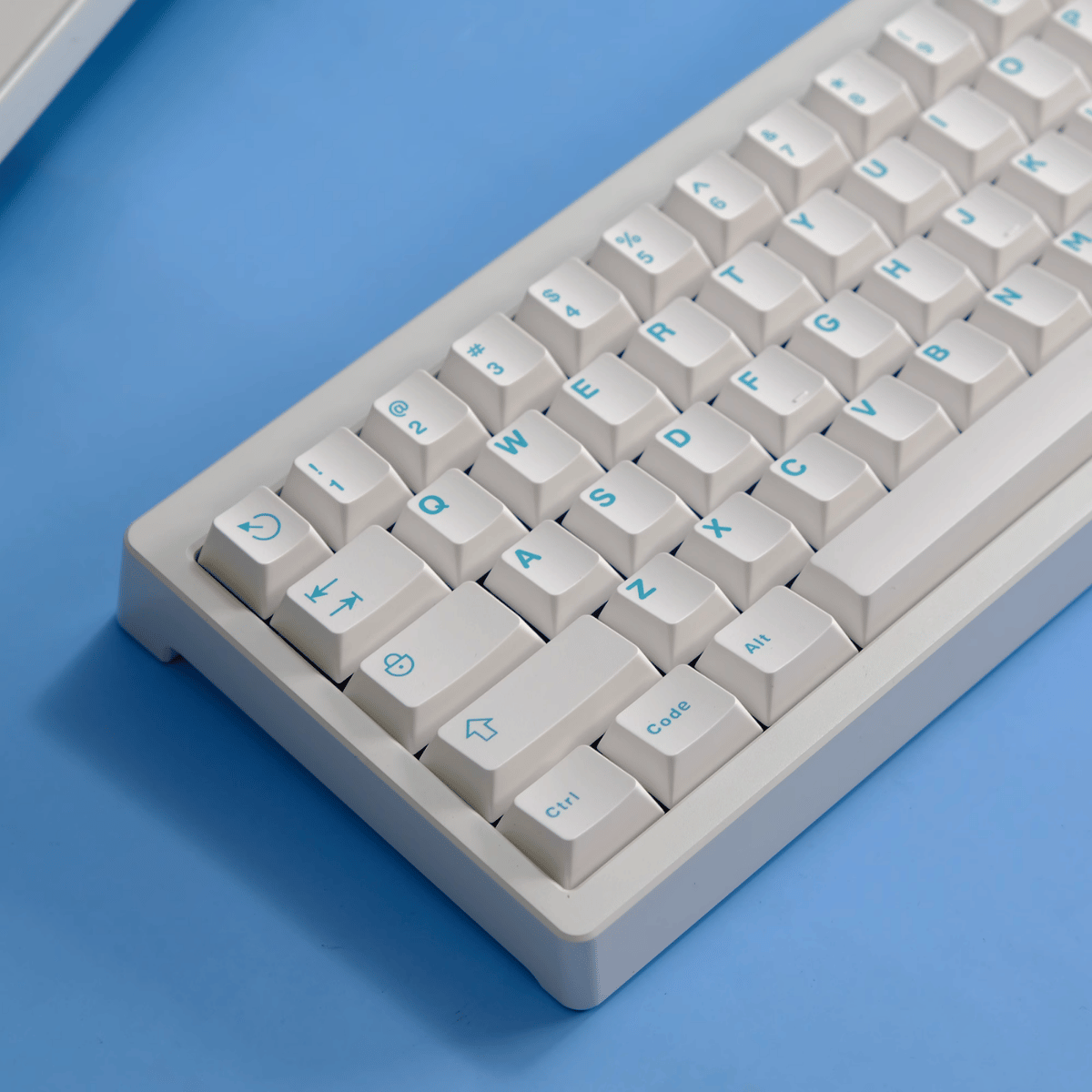 Keycap Aifei ABS Color on White ABS Double-shot Cherry Profile
