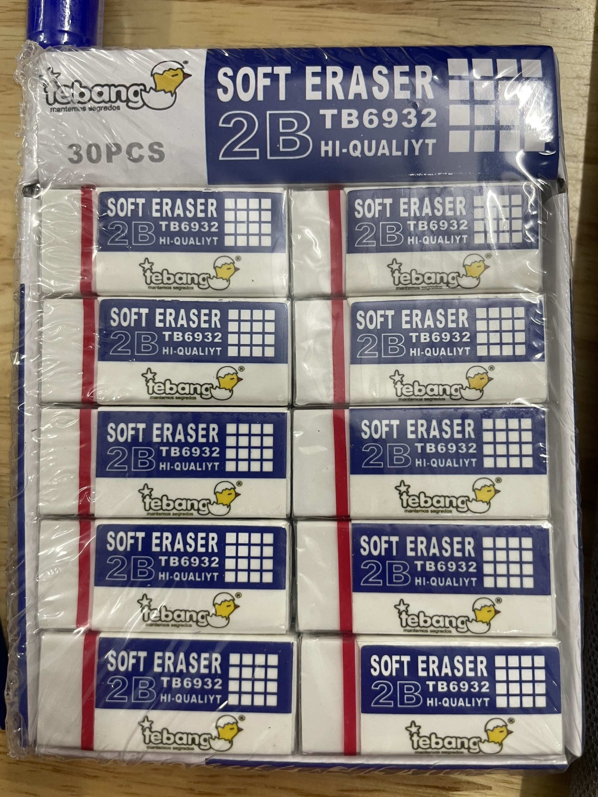 . Gôm Trắng TB 6932 (30 Cục/Lốc; 36 Lốc/Thùng)