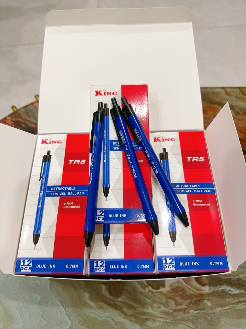 Bút Bi Bấm King TR5 (12 Cây/ Hộp; 12 Hộp/ Lốc; 240 Hộp/ Thùng) - MÀU XANH