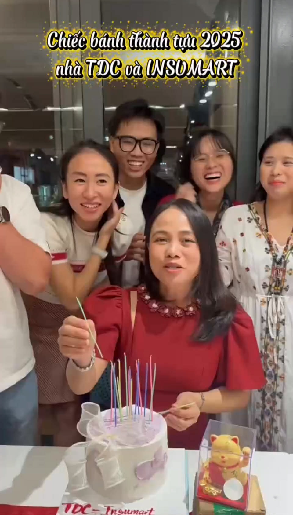 Chiếc bánh thành tựu của nhà TDC và INSUMART 2025