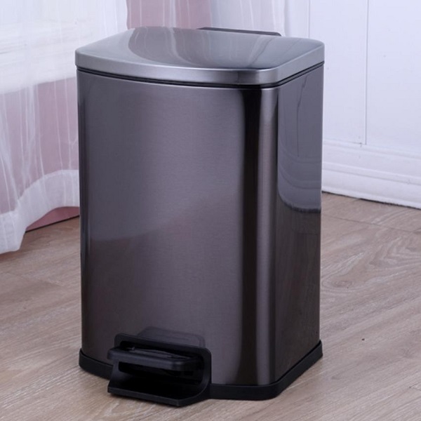 Thùng rác inox đạp chân vuông phủ Nano cao cấp 15L màu đen