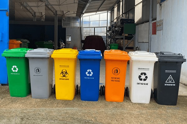 Thùng rác y tế 240 lít