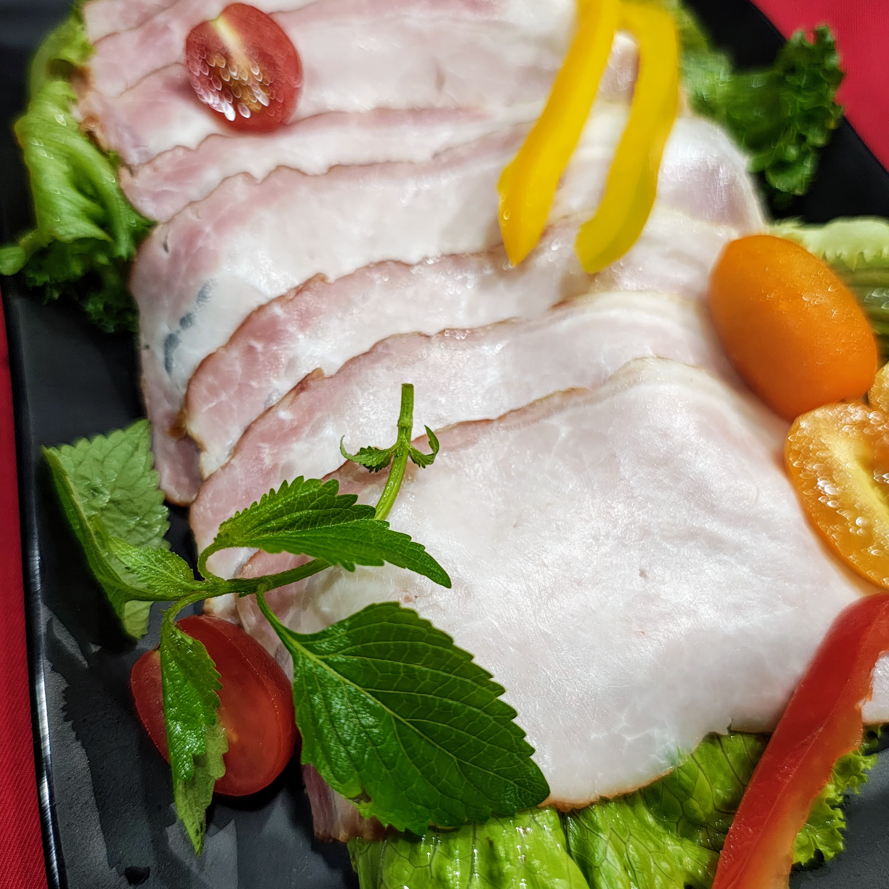 Smoked pork loin 100g (sliced)