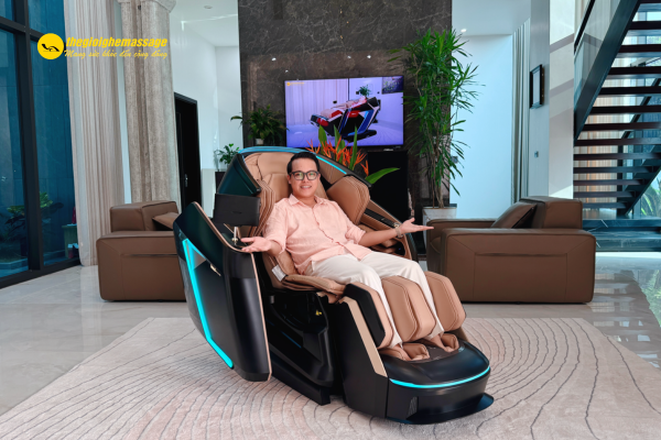 HARRY KIÊN | TRẢI NGHIỆM GHẾ MASSAGE CAO CẤP LẦN ĐẦU TIÊN XUẤT HIỆN TẠI VIỆT NAM