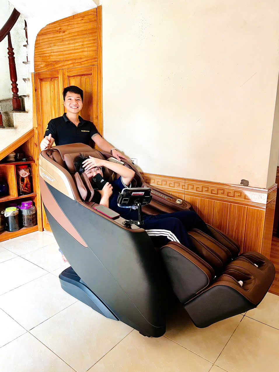 Xin cảm ơn gia đình anh Ngọc đã tin tưởng ủng hộ Thegioighemassage