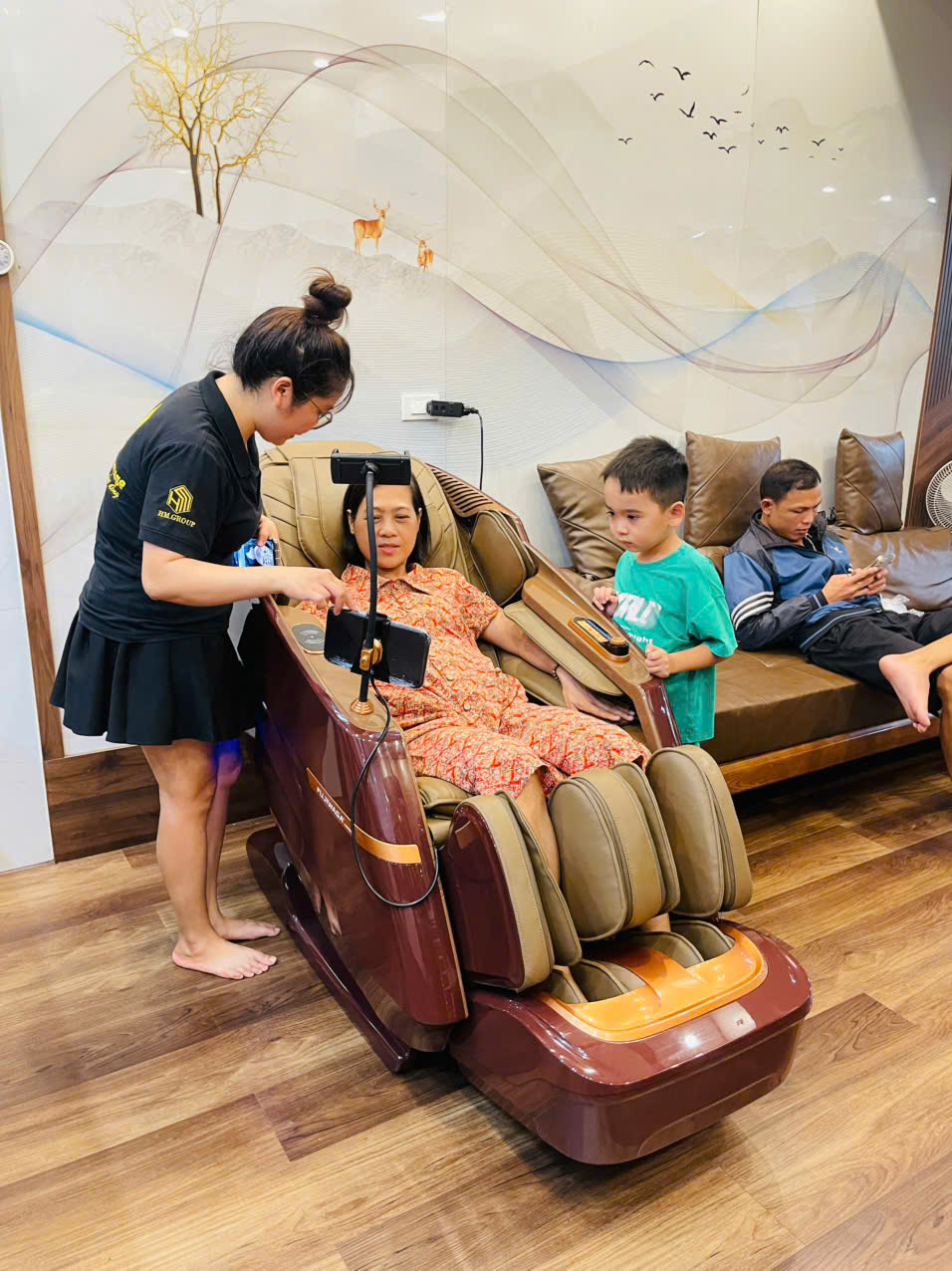 Xin cảm ơn gia đình cô Vân đã tin tưởng ủng hộ Thegioighemassage