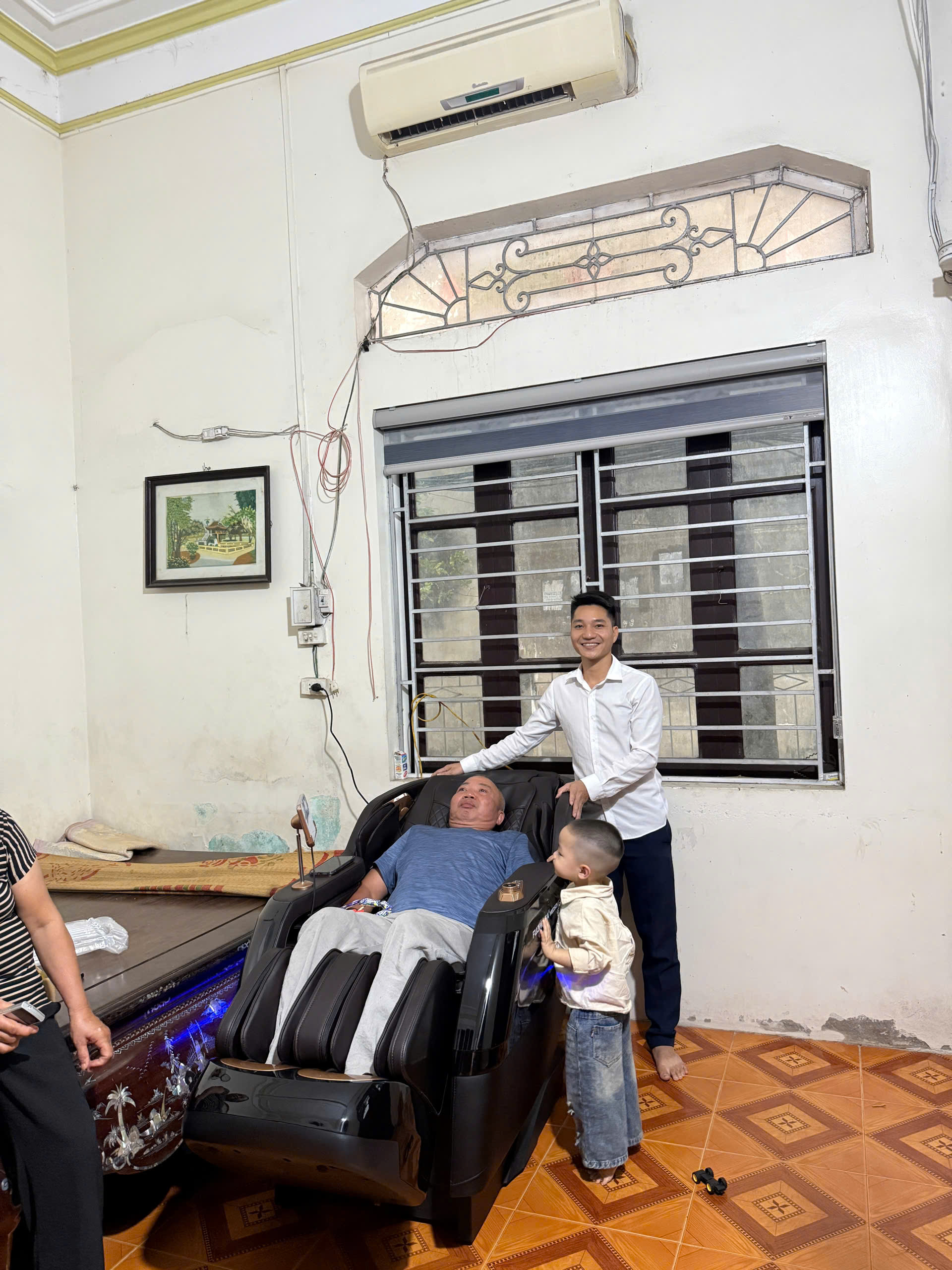 Xin cảm ơn chú Chiến và gia đình đã tin tưởng lựa chọn Thegioighemassage