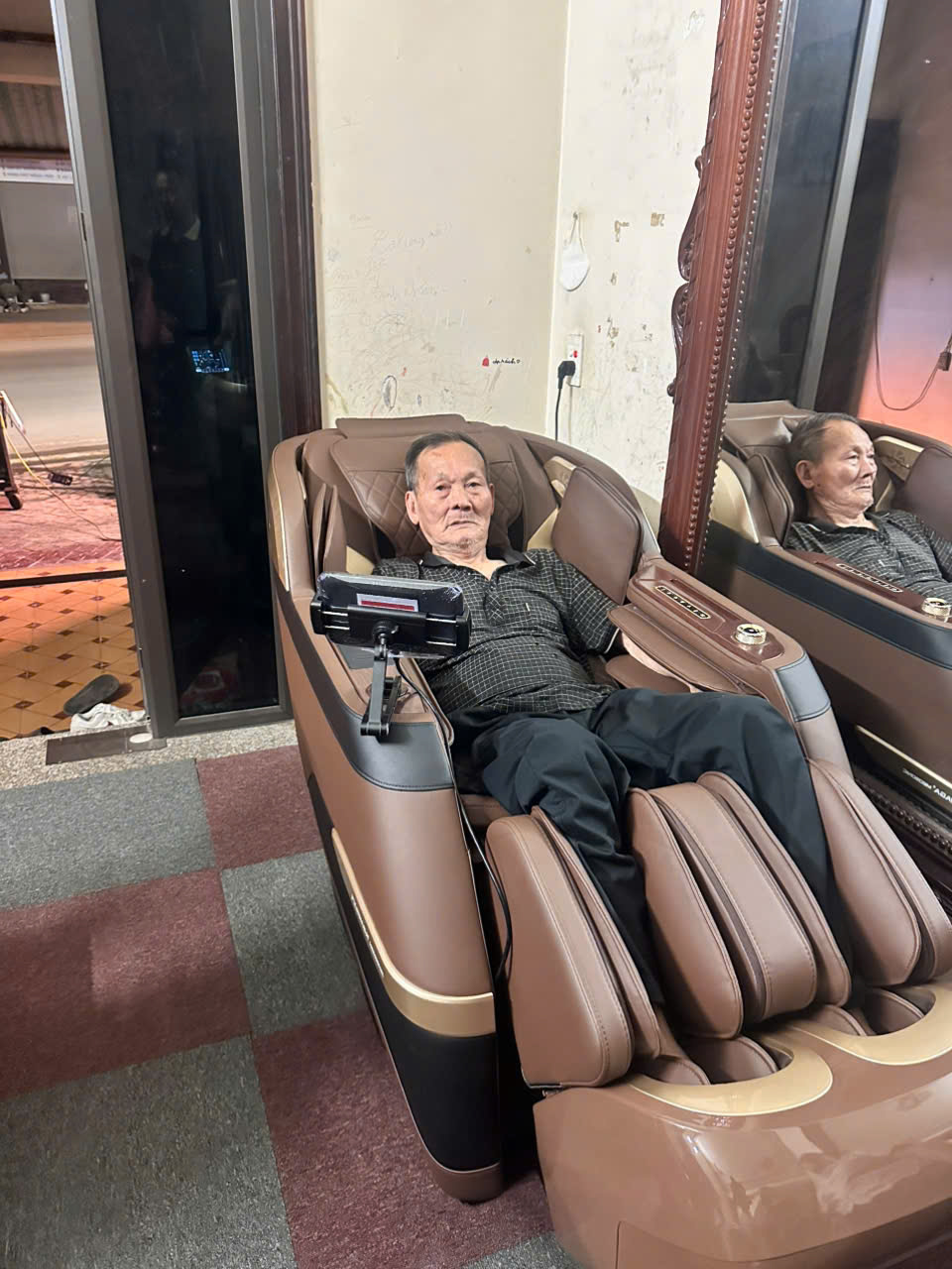 Xin cảm ơn gia đình chú Toàn đã tin tưởng ủng hộ thegioighemassage