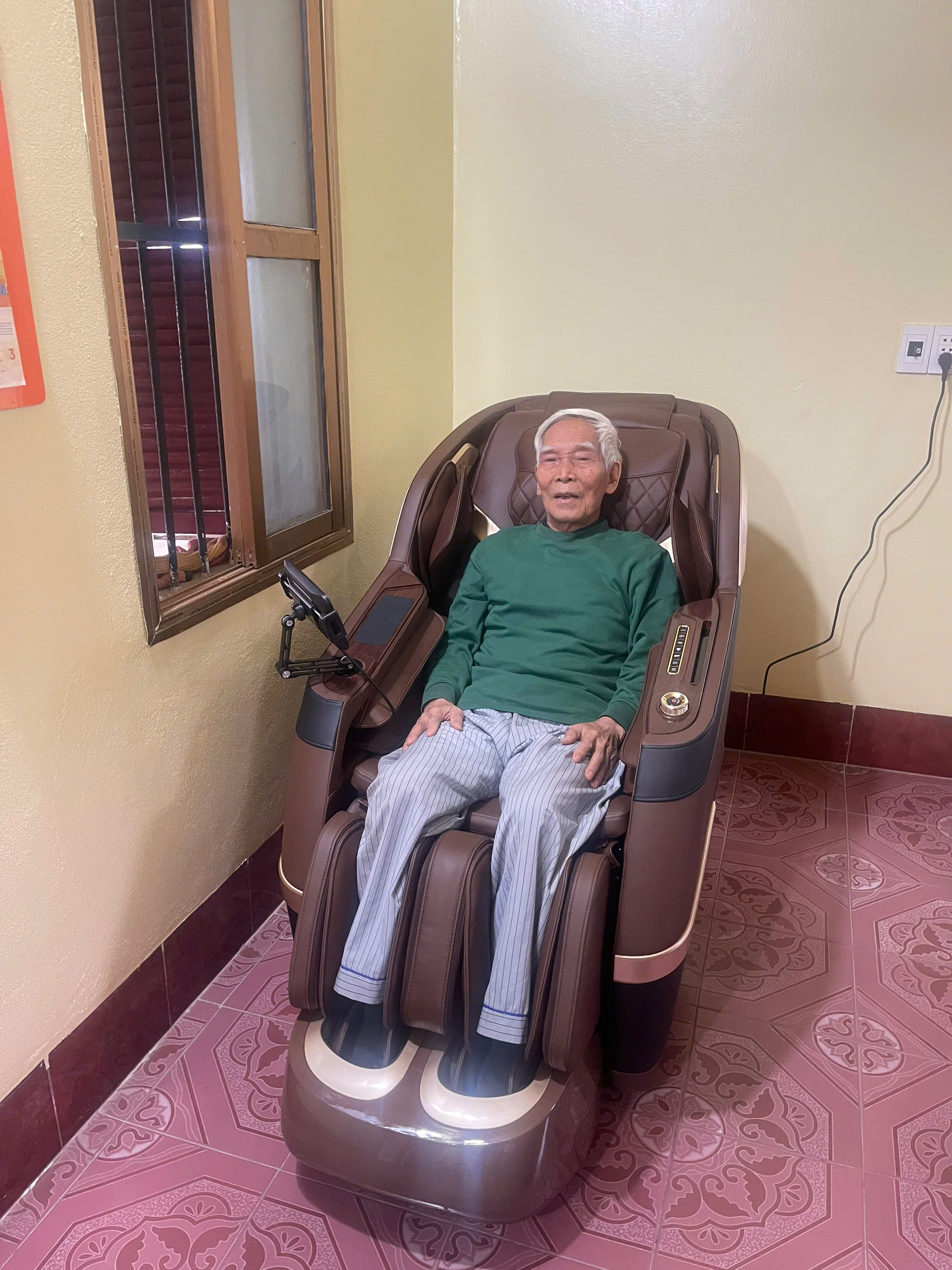 Xin cảm ơn gia đình bác Tuyển đã tin tưởng ủng hộ thegioighemassage