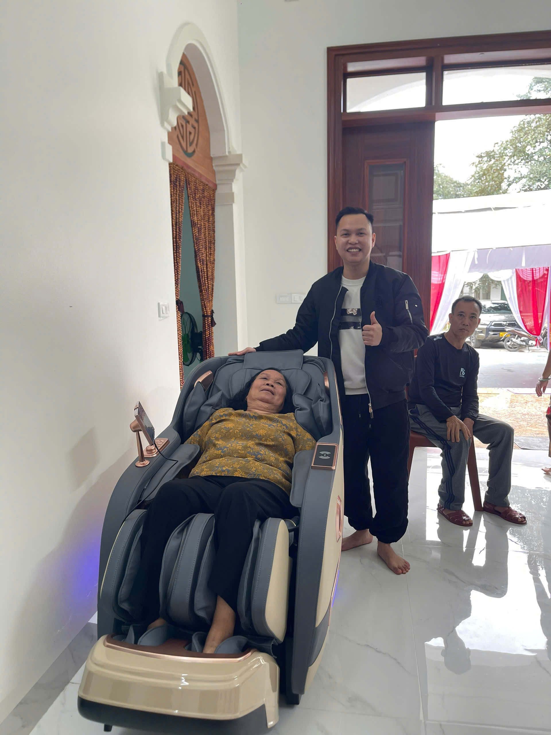 Xin cảm ơn gia đình anh Hiệp đã tin tưởng ủng hộ thegioighemassage