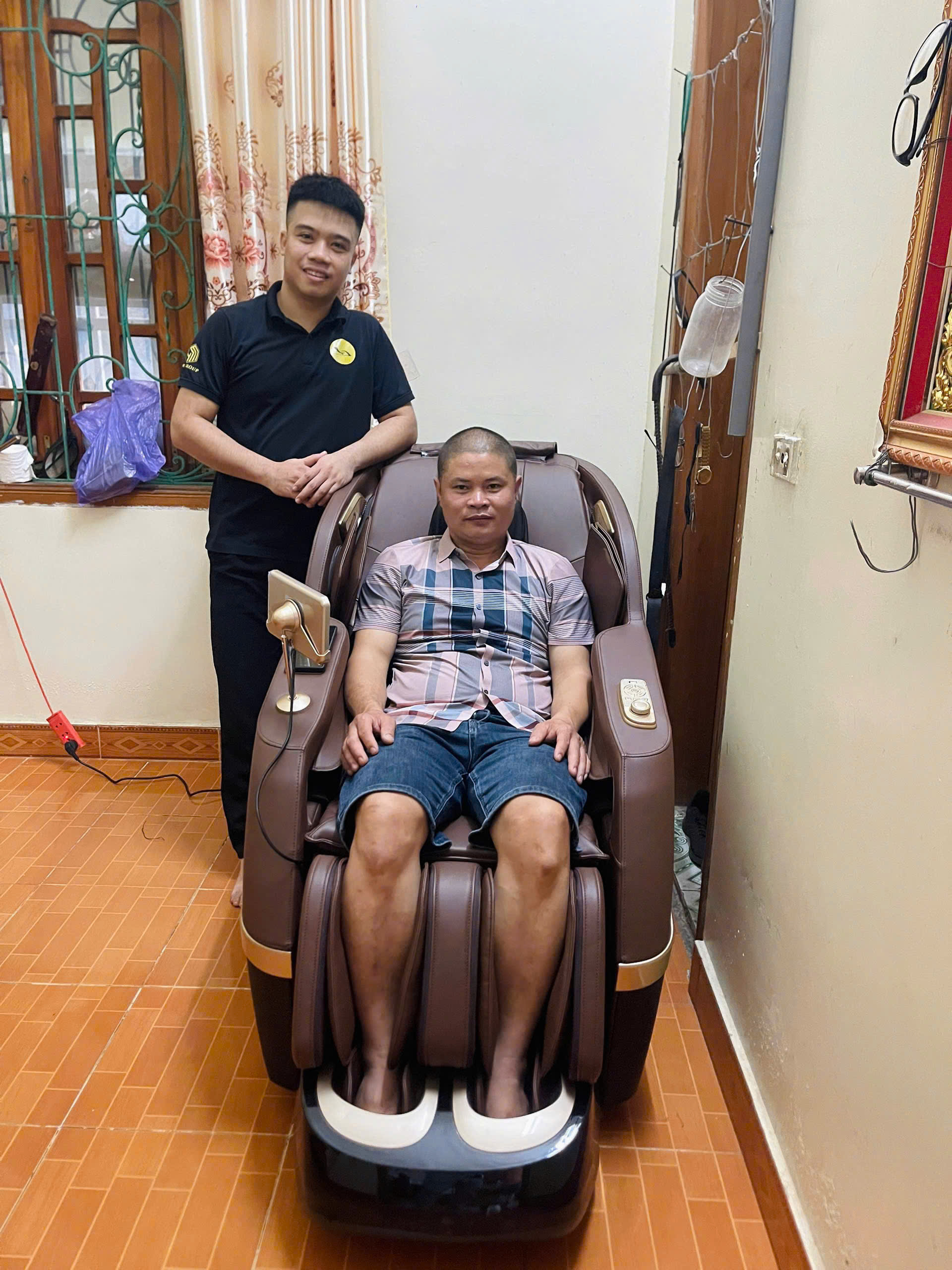 Xin cảm ơn gia đình anh Hùng đã tin tưởng ủng hộ Thegioighemassage