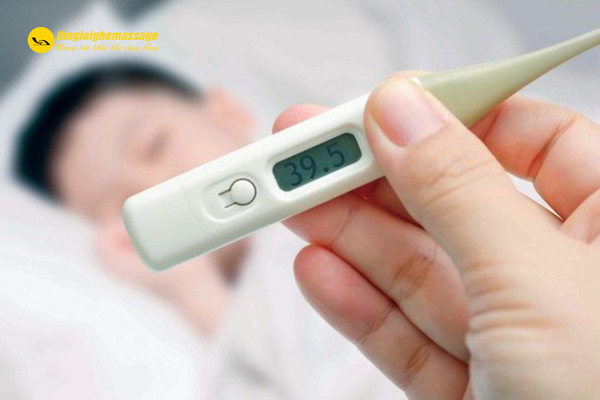 Khi đang bị sốt hoặc mắc các bệnh cấp tính