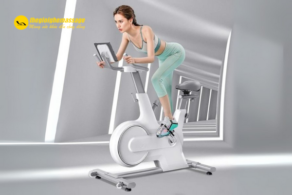 Bài Tập Kết Hợp – Đạp Xe Xen Kẽ Đứng Và Ngồi