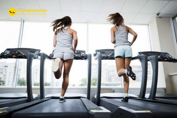 Bài tập chạy bộ ngắt quãng với máy chạy bộ tại nhà