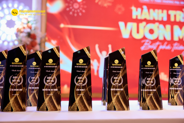 Vinh danh – Ghi nhận những nỗ lực xứng đáng