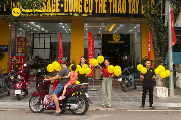 Tư Duy Dịch Vụ: Khách Hàng Là Trung Tâm