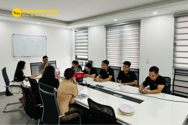 Nội dung đào tạo toàn diện, sát thực tế