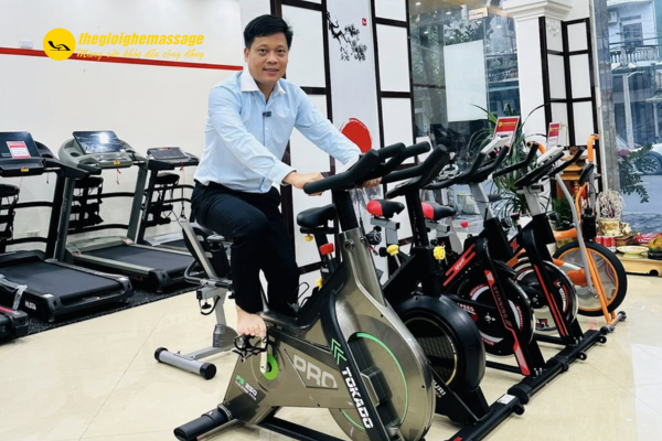 Lợi ích của xe đạp tập tại nhà đối với sức khỏe cha mẹ