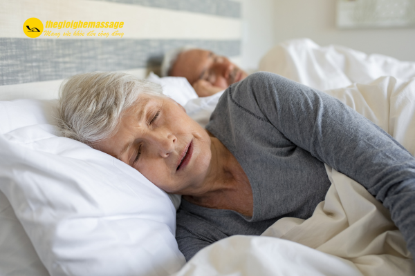 Vì sao nên chọn ghế massage làm quà tặng Vu Lan?