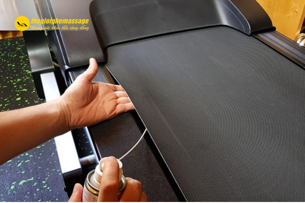 Các bộ phận cần vệ sinh định kỳ