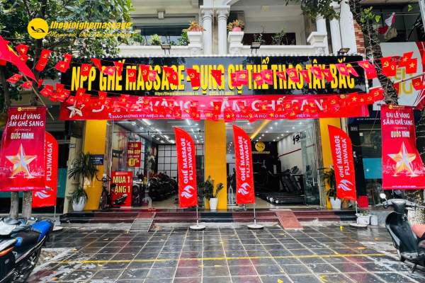 Không gian ngập tràn sắc cờ đỏ sao vàng tại Thế giới ghế massage