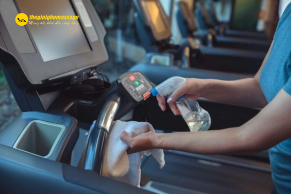 Vệ Sinh Thiết Bị Thường Xuyên