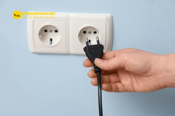 Ngắt điện và kiểm tra mức độ ảnh hưởng ngay lập tức