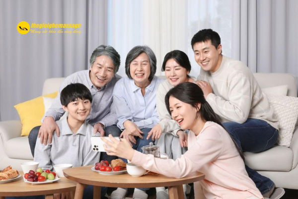 Ở xa không có nghĩa là không thể chăm sóc ba mẹ