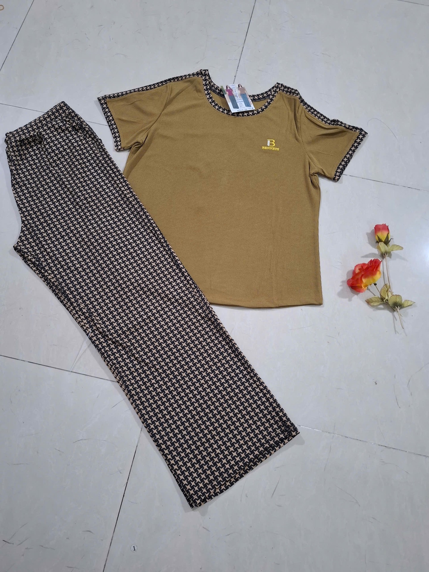 Bộ trung niên tăm bông quảng châu cao cấp