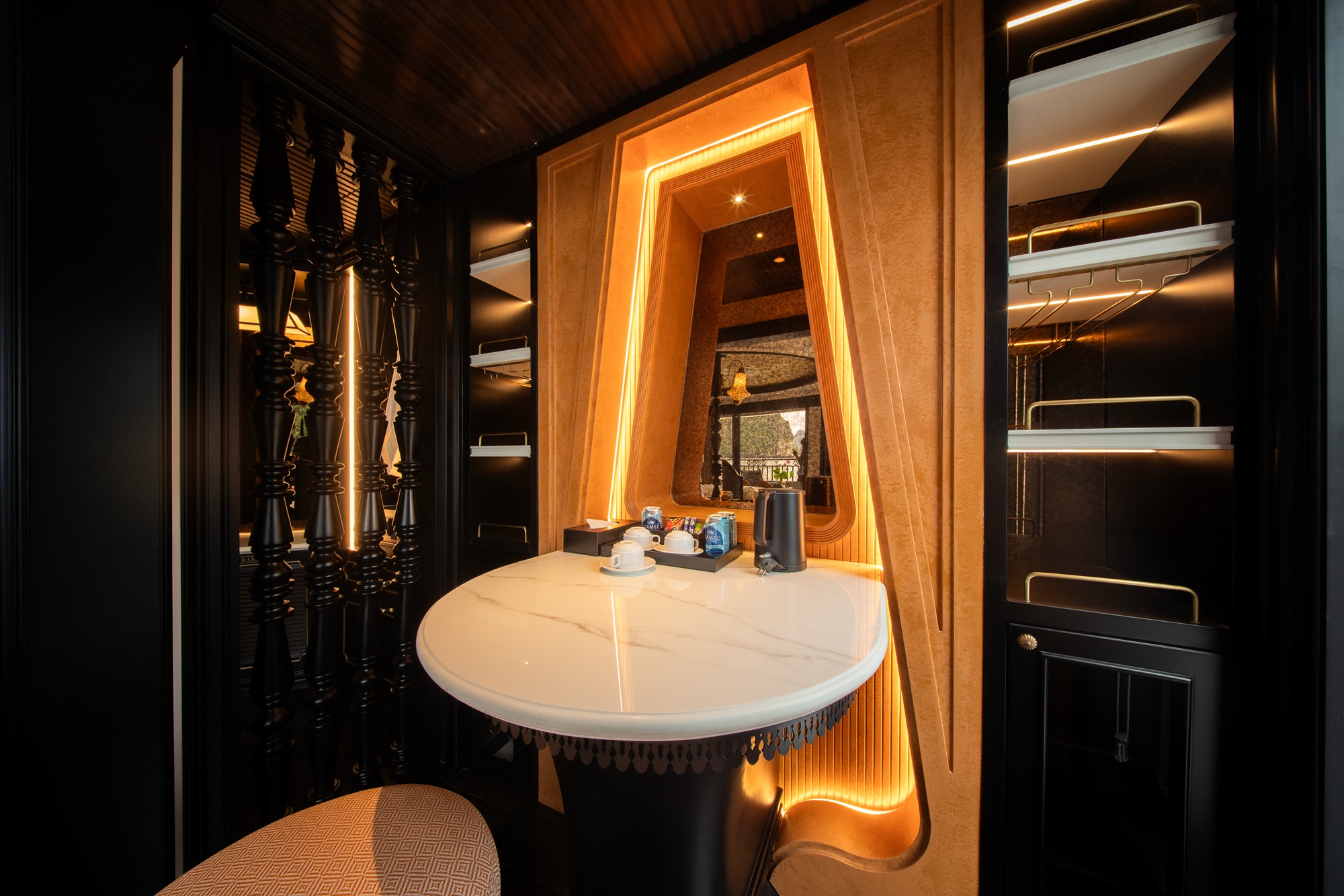 Faifo Legend Suite