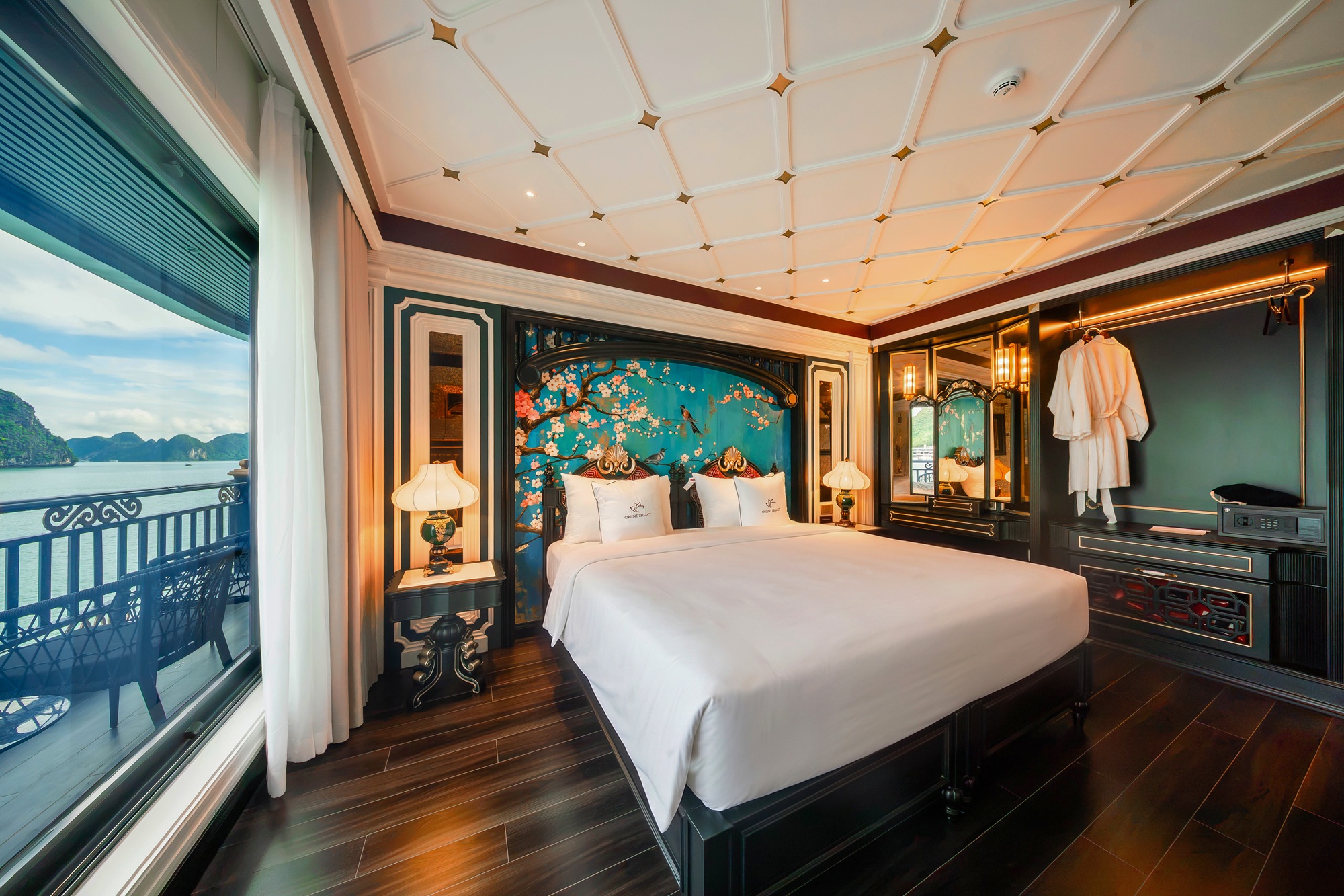 Saigon Suite