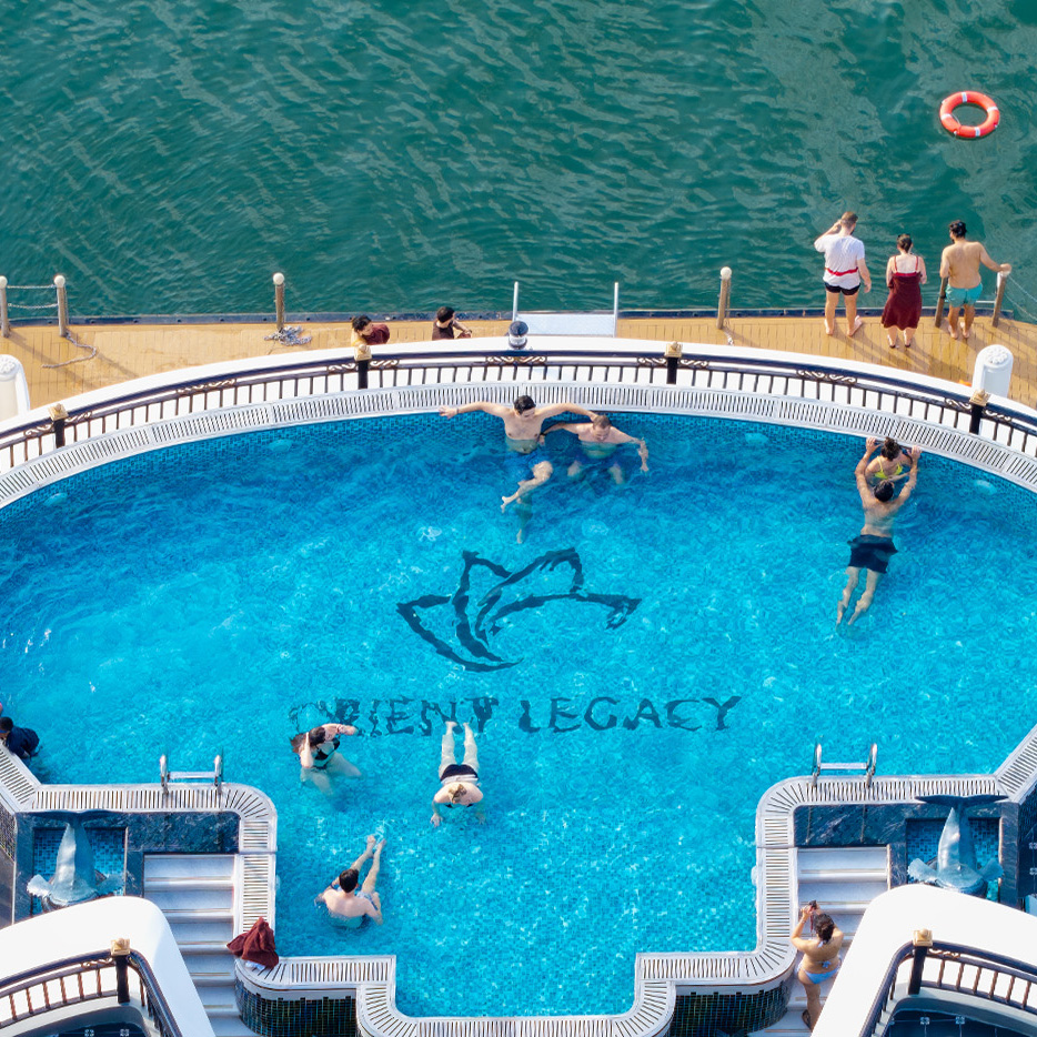 Four Season Pool