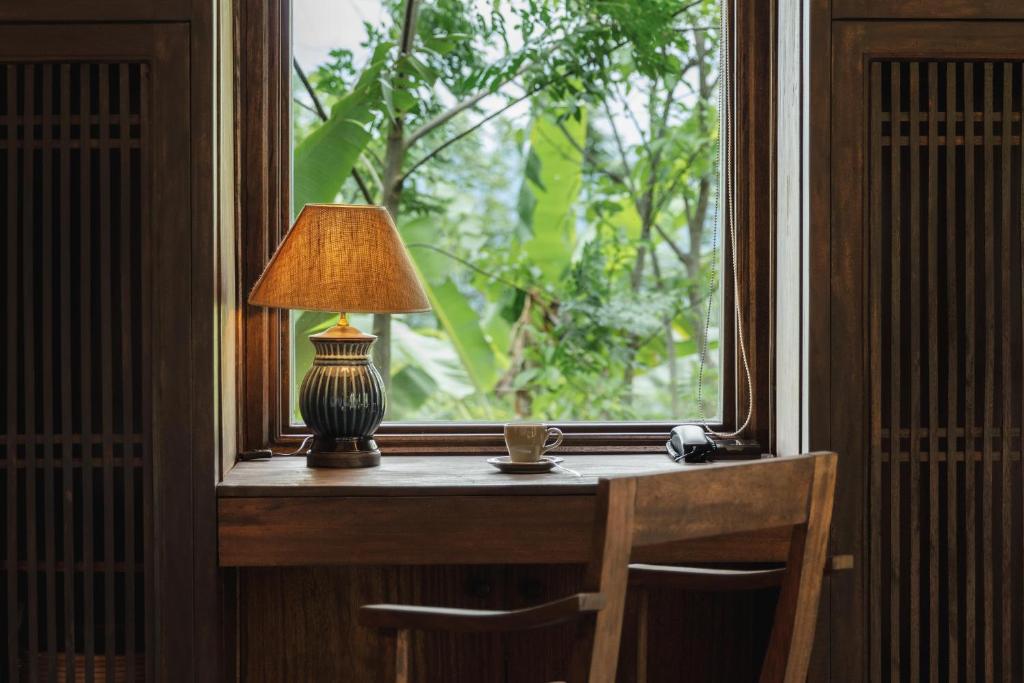 Bauhinia Mountain Suite