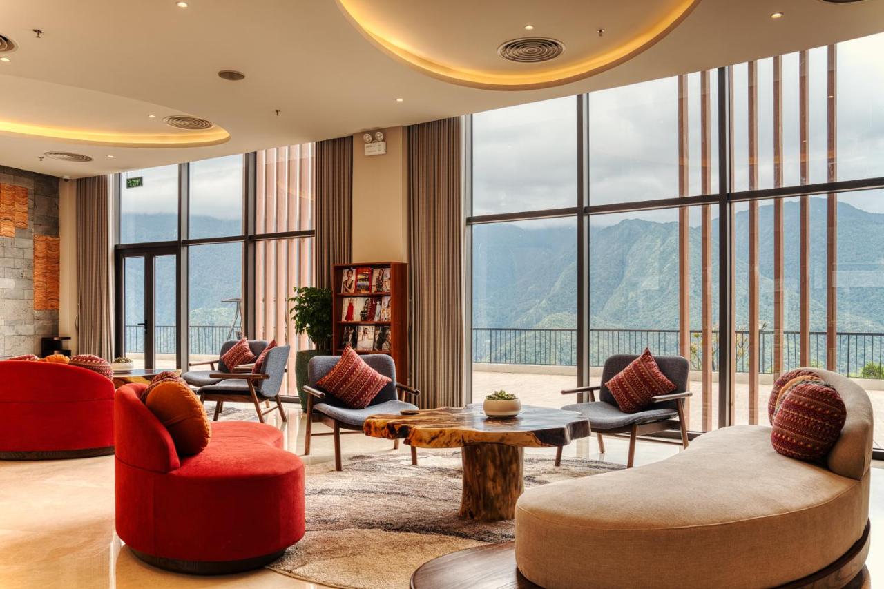 Combo 2N1Đ Lady Hill Sapa Resort | Xe khứ hồi từ Hà Nội + Phòng Superior + Ăn sáng
