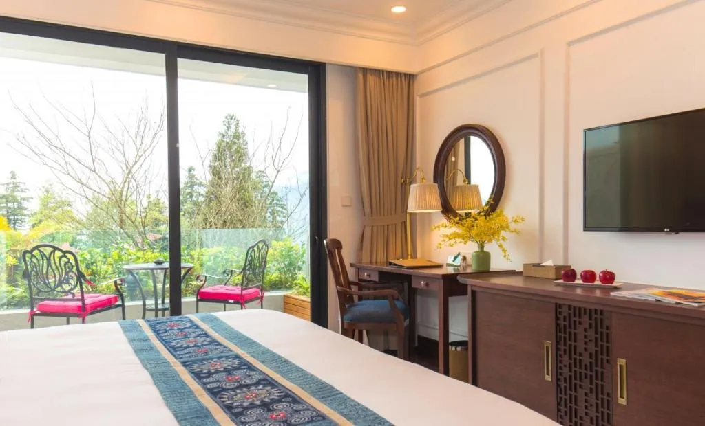 Combo 2N1Đ Silk Path Grand Sapa | Xe đưa đón từ Hà Nội + Bữa sáng + Phòng Classic