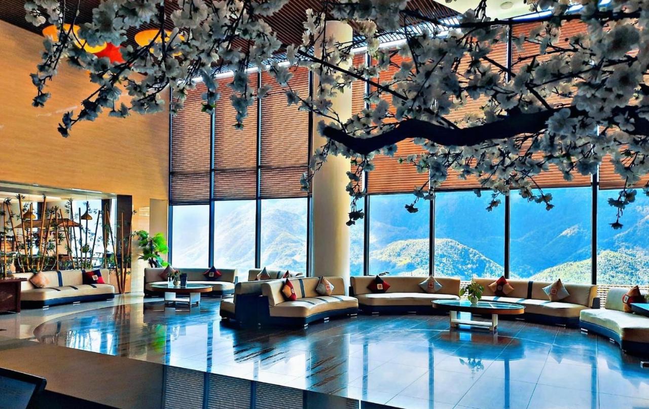 Combo 2N1Đ Khách sạn Amazing Sapa 4* | Xe giường nằm khứ hồi từ Hà Nội + Bữa sáng + Phòng Superior