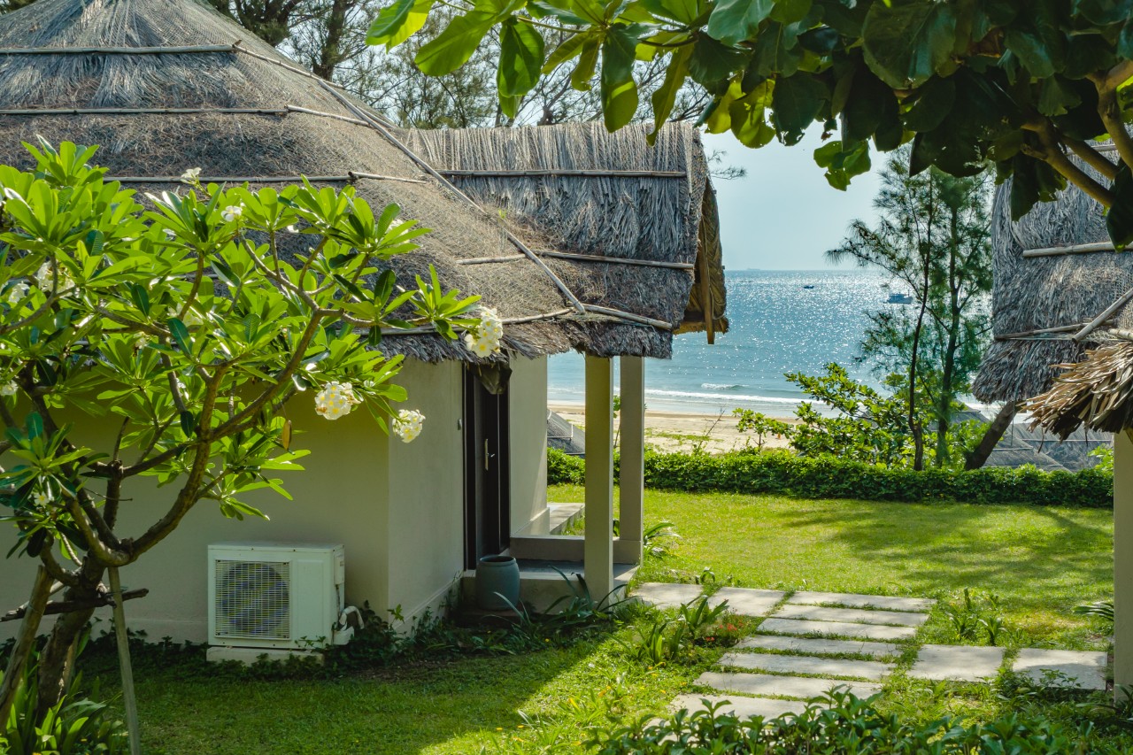 Standard Seaview Bungalow