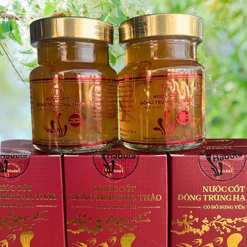 Nước cốt đông trùng hạ thảo có bổ sung yến hũ 70ml