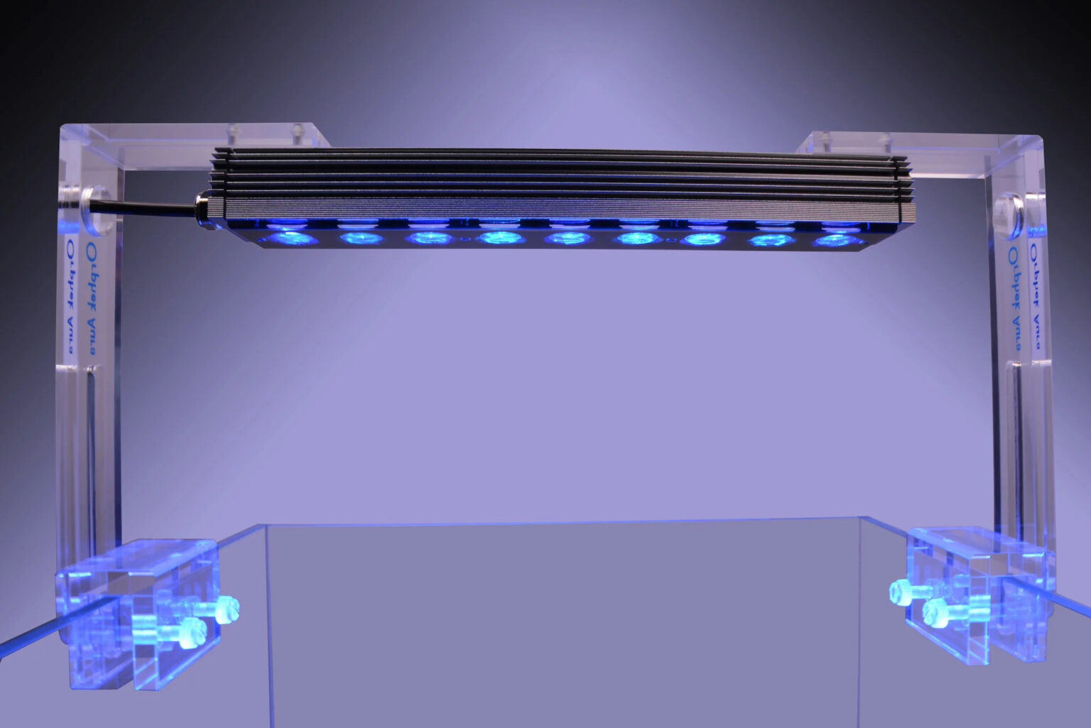 Orphek ra mắt OR4 iCon 30 – Đèn LED chuyên dụng cho bể nano