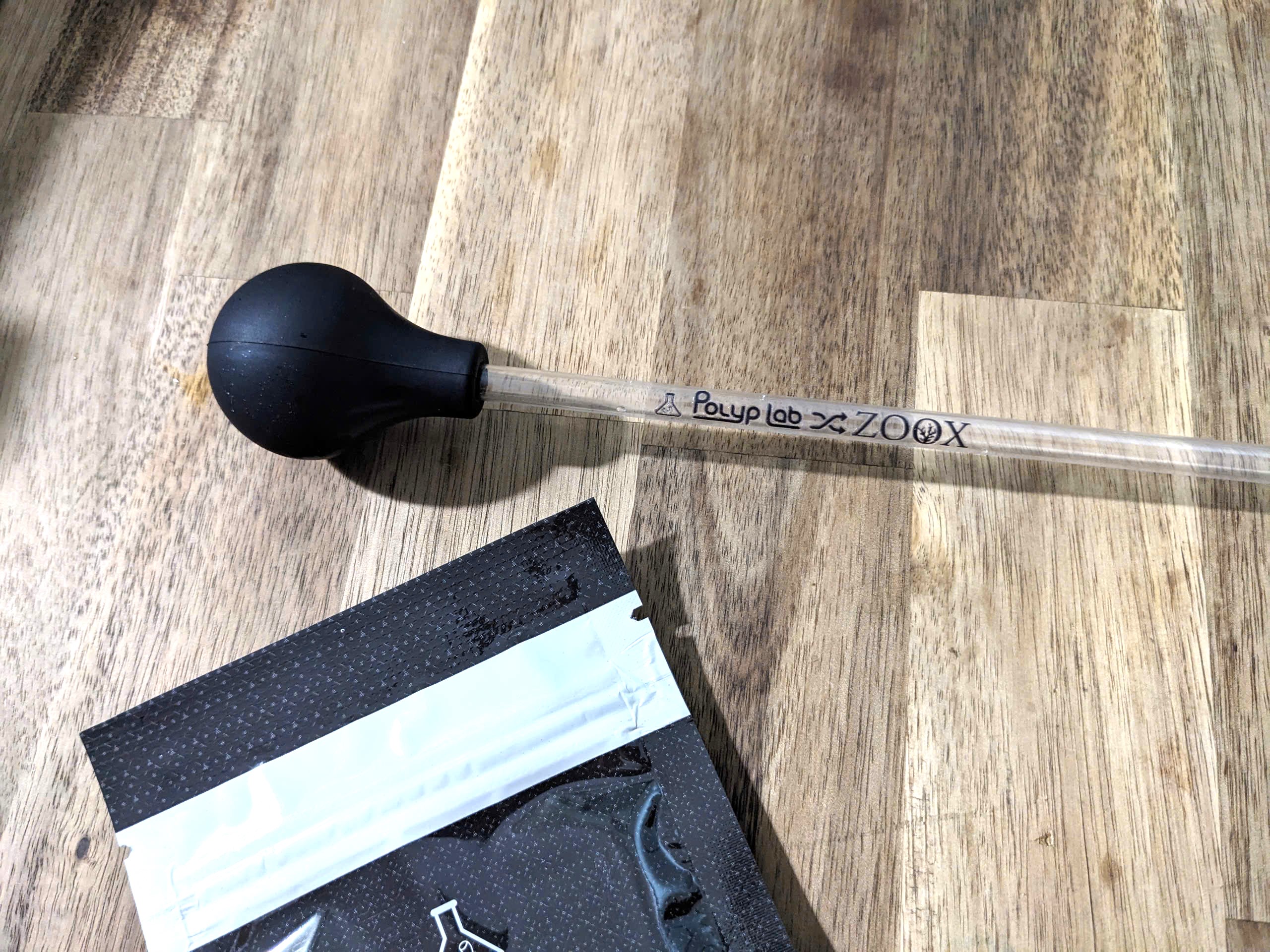 ỐNG CHO SAN HÔ ĂN POLYPLAB CORAL FEEDER