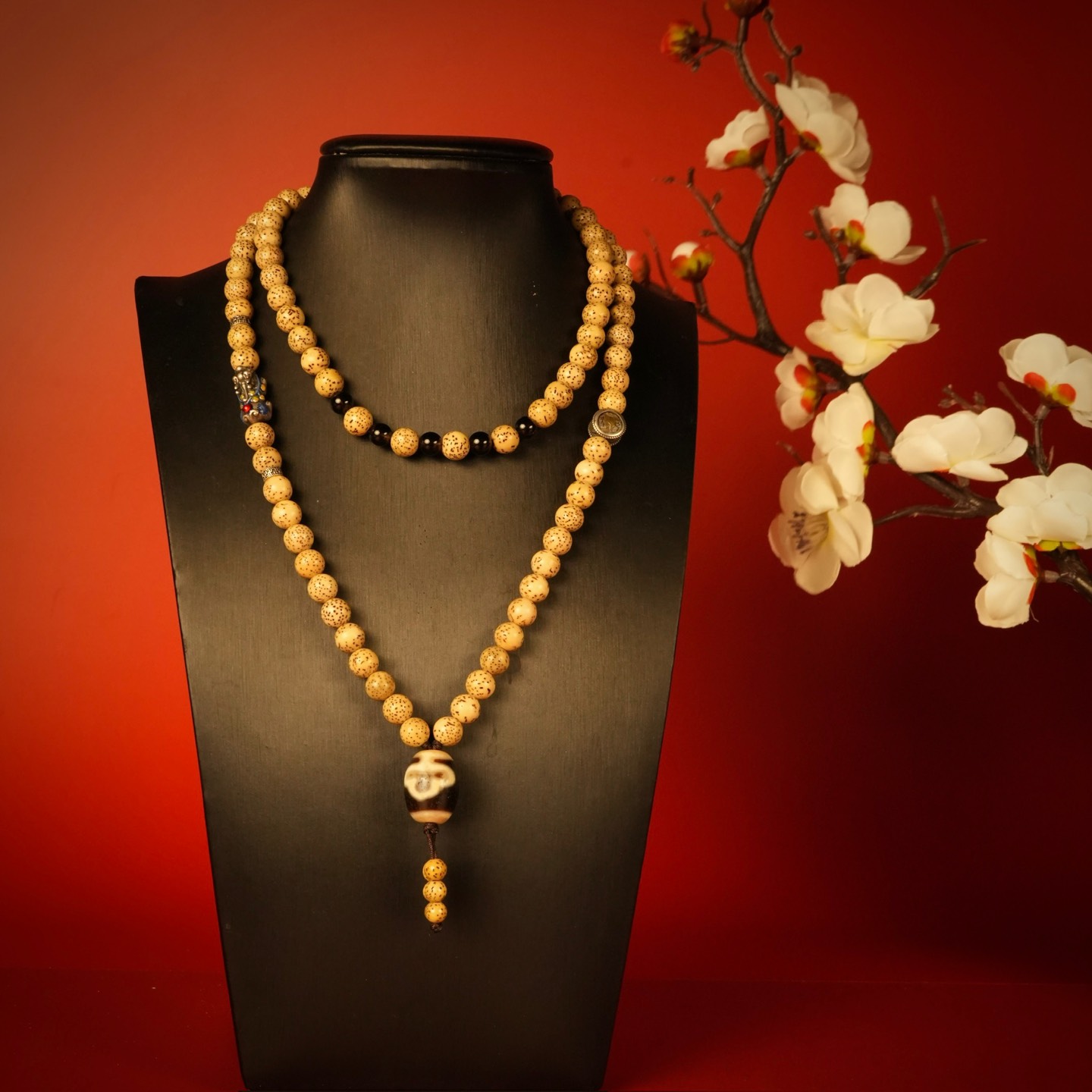 Chuỗi 108 hạt bồ đề tiêu size 8mm mix charm bạc( không tính Dzi)- BST Chuỗi Thiền