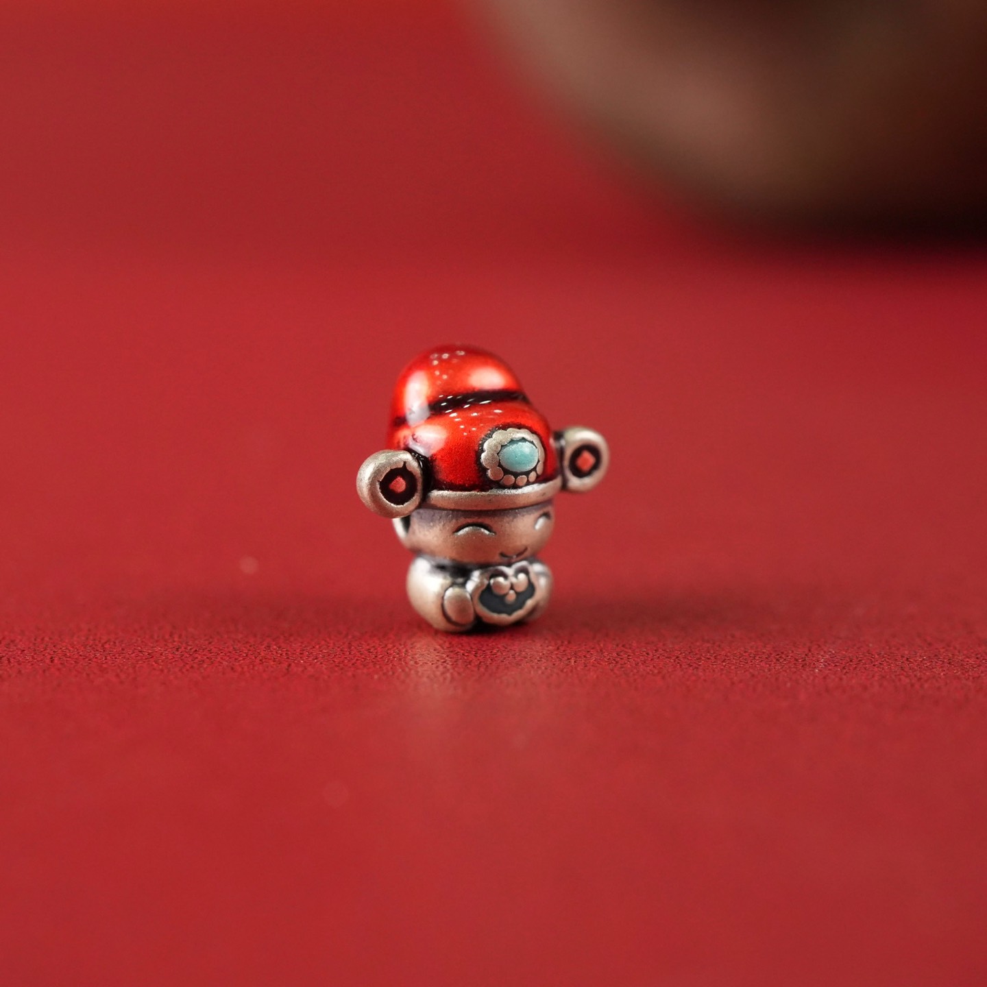 Charm bạc bé thần tài